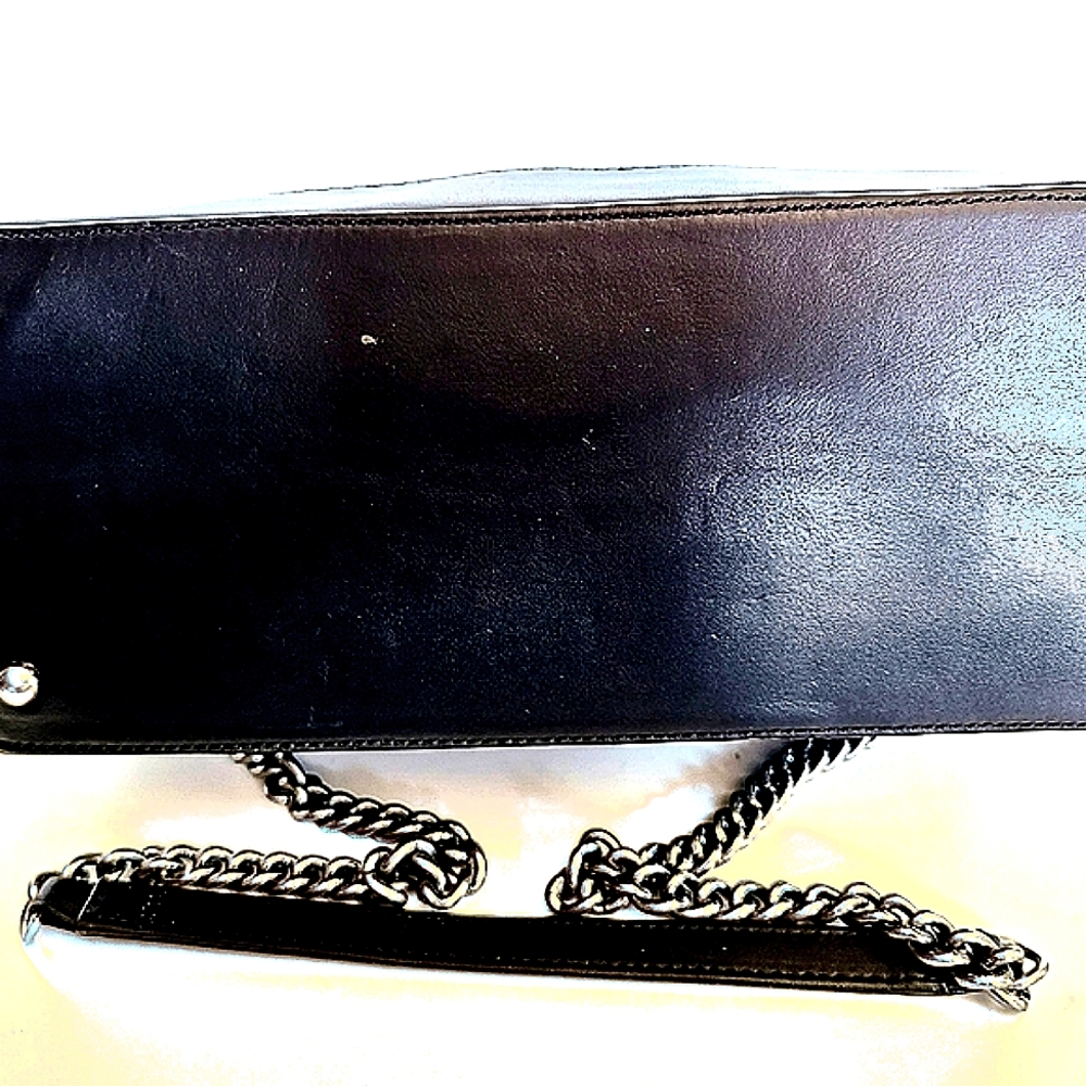 Chanel Iridescent Caviar Quilted Grain Classic Flap Two-Way Crossbody Bag - Picture 6 of 15